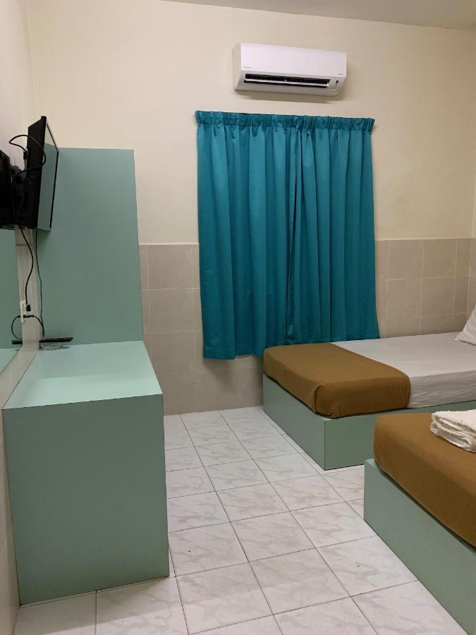 Fairway Hotel Malacca Екстер'єр фото